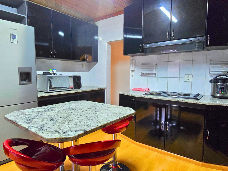 4 Bedroom Family Home in Belfort, Contemporary Living, Ready When You Are!!! - Photo 7