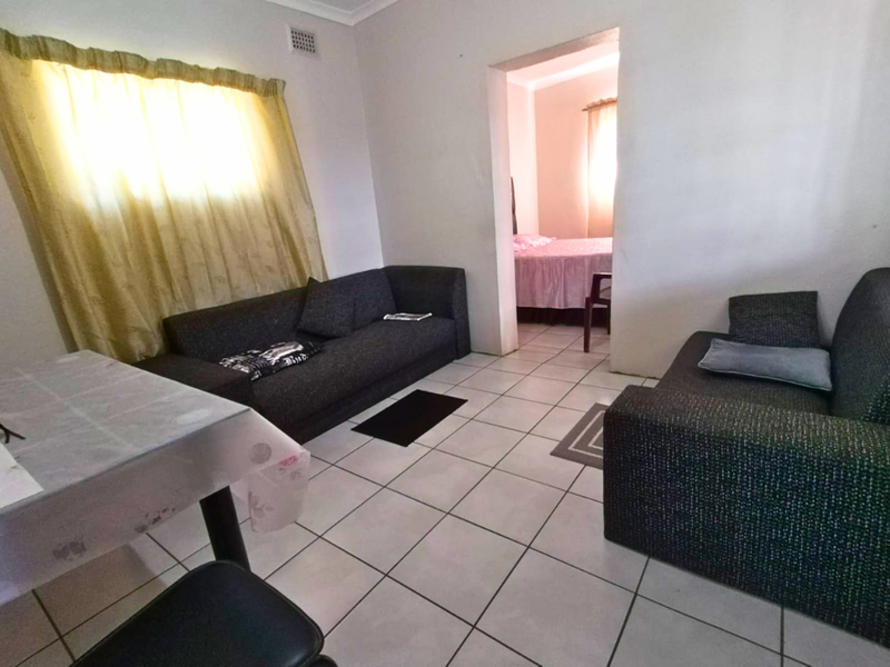 Multi Dwelling Investment with 3 Income Producing Cottages in Northdale!!! - Photo 4
