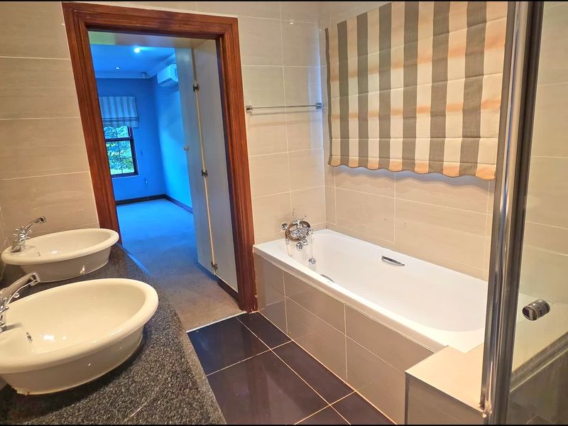 A Private Ferncliffe Retreat Overlooking Nature, Nestled in a Secure Estate - Photo 9
