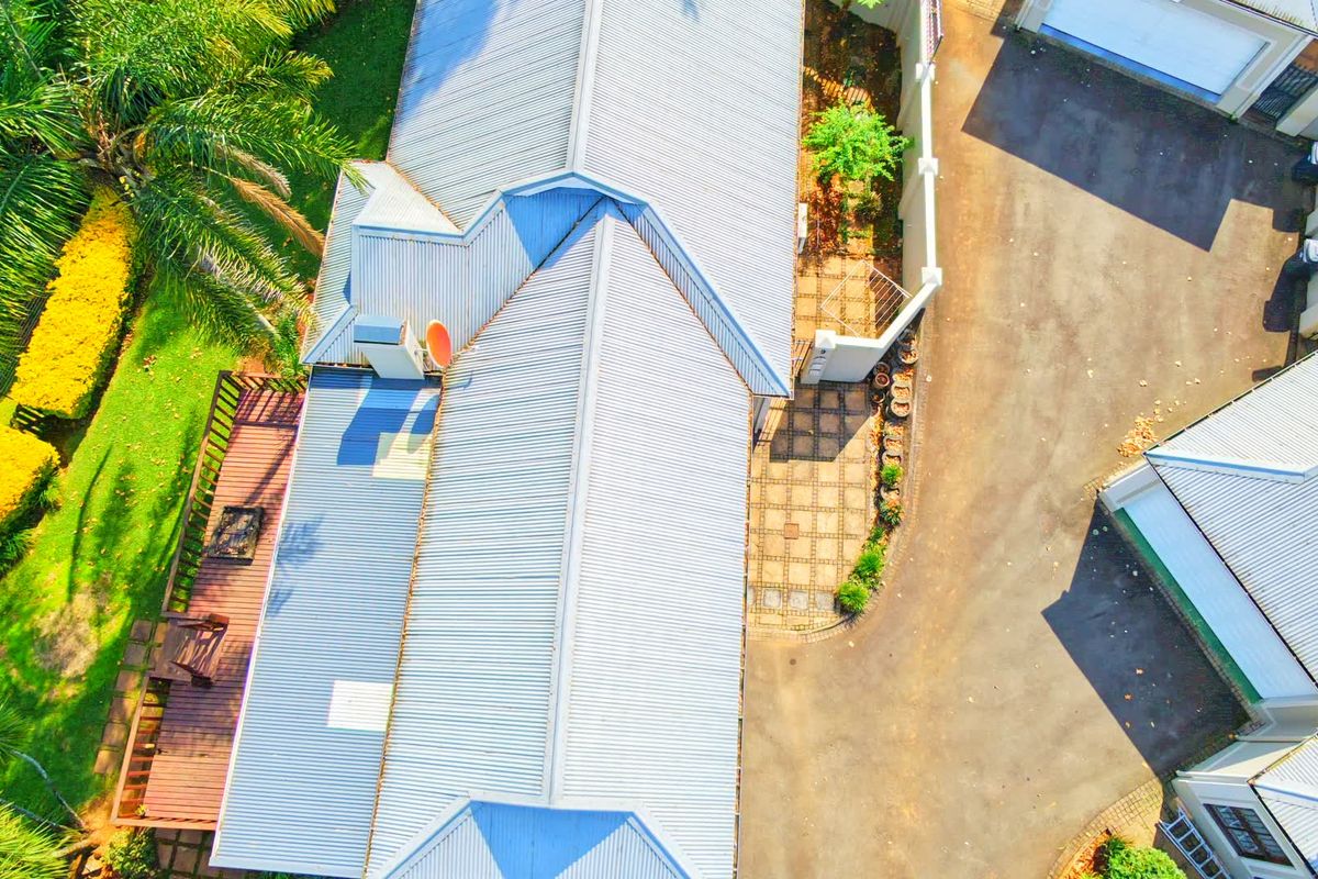 A Private Ferncliffe Retreat Overlooking Nature, Nestled in a Secure Estate - Photo 2