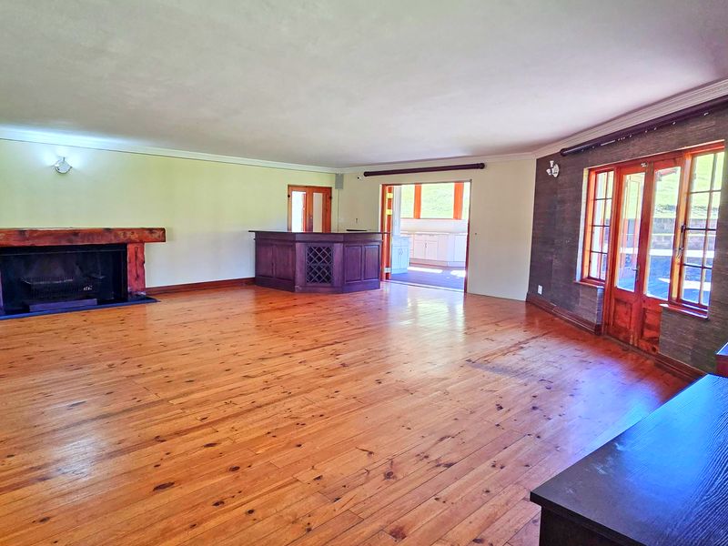 Exclusive Ferncliffe Home with Exceptional Investment Potential - Photo 6