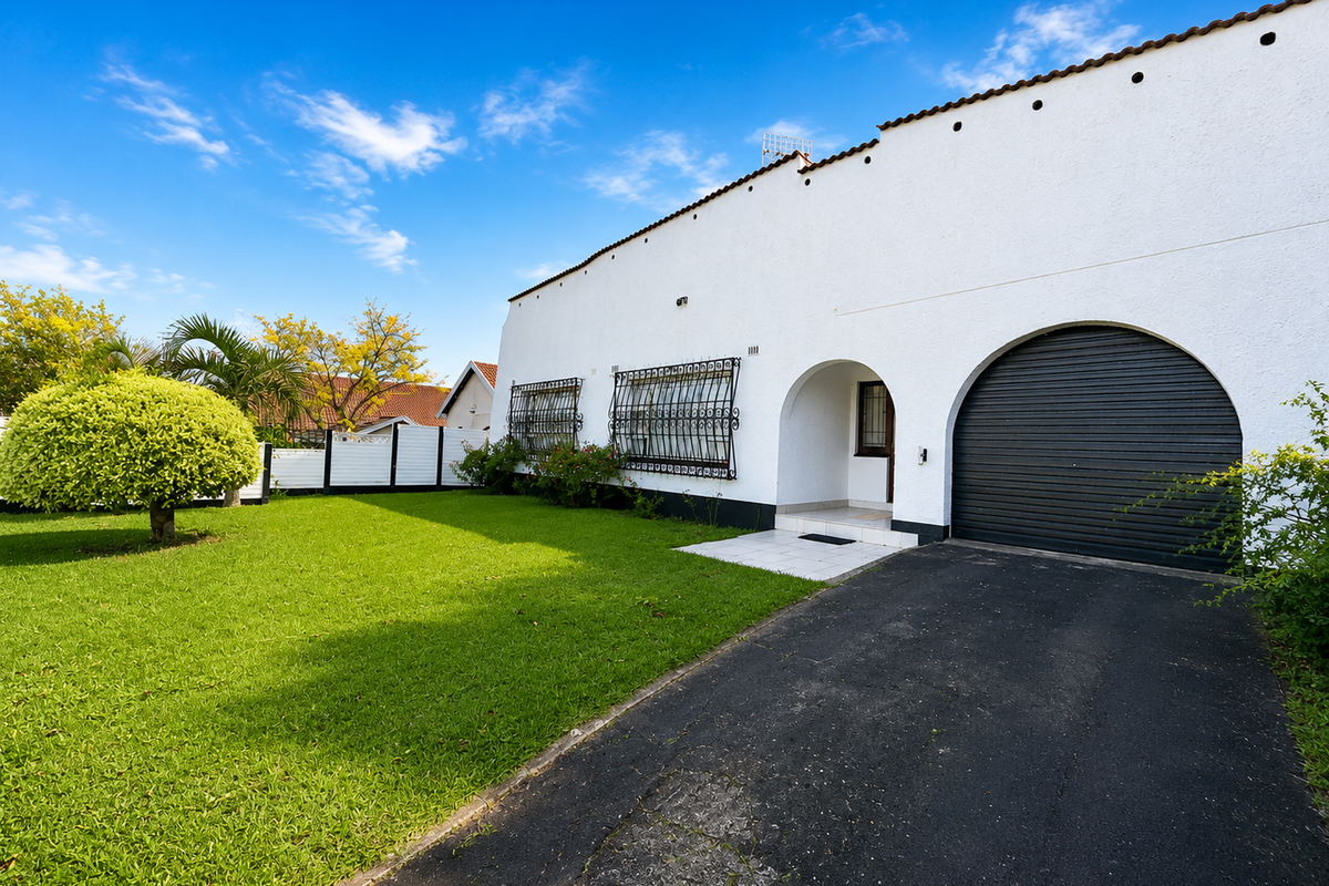 Designed For Refined Allandale Living - Photo 2