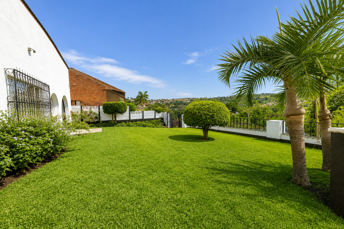 Designed For Refined Allandale Living - Photo 4