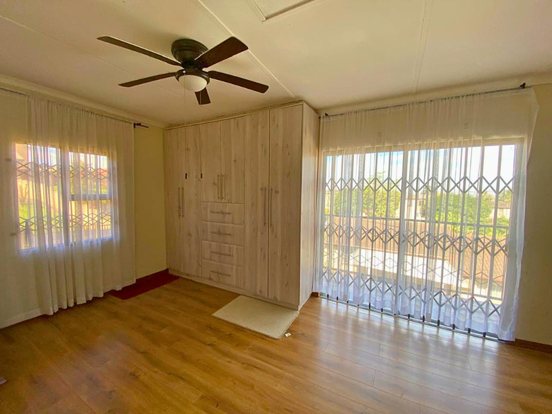 Four Bedroom Home in Bakerville Heights - Modern Living with a Touch of Luxury!!! - Photo 9