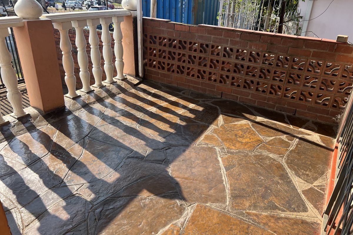 Stunning 4 bedroom family home for sale in the sort after suburb of Northdale!!! - Photo 3