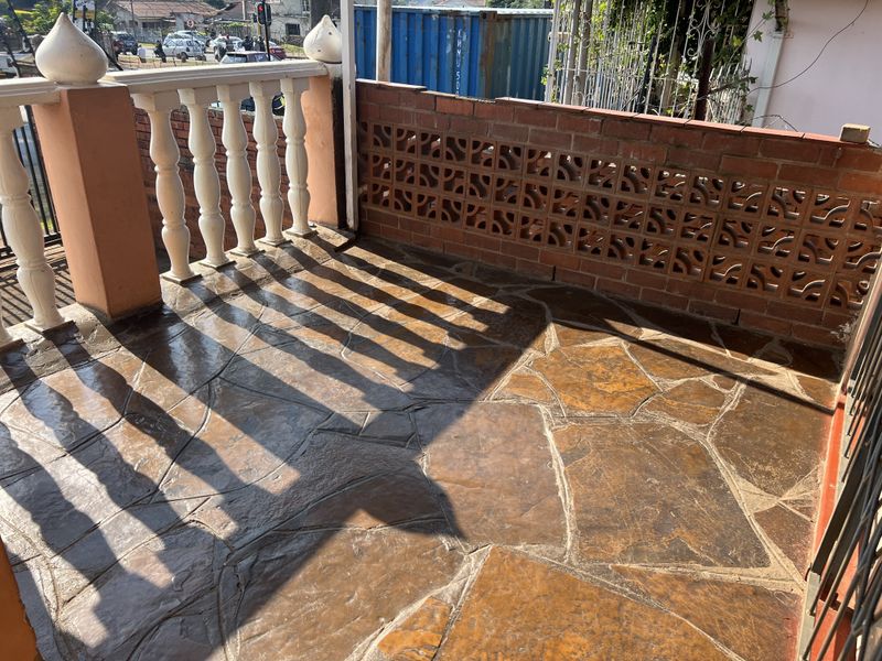 Stunning 4 bedroom family home for sale in the sort after suburb of Northdale!!! - Photo 3