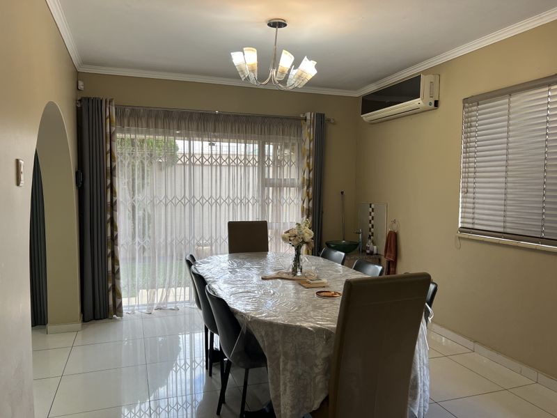 Perfect 4 bedroom family home for sale!!! - Photo 9