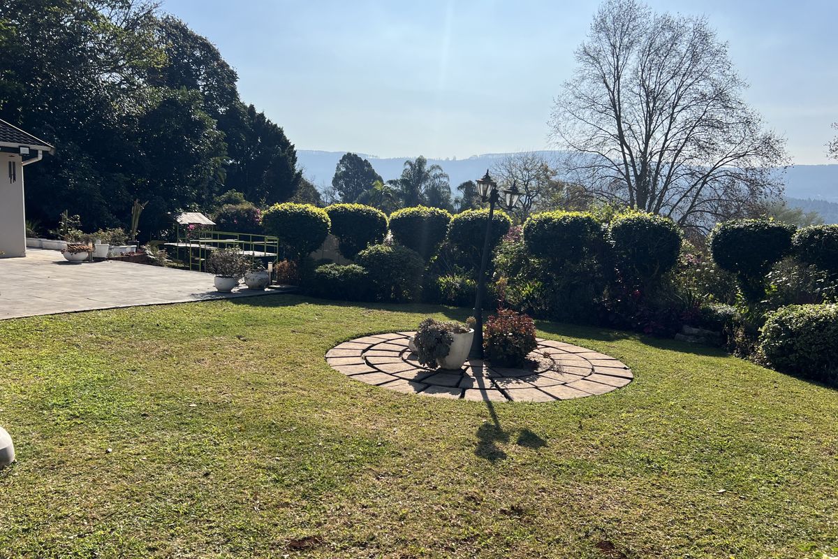 Discover your dream home! Exquisite 4-bedroom - Photo 5