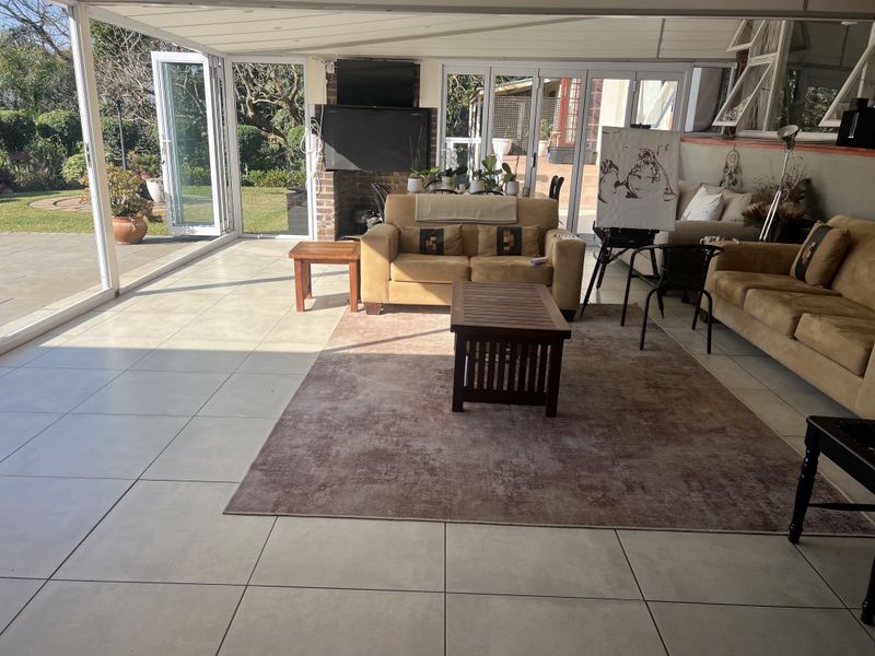 Discover your dream home! Exquisite 4-bedroom - Photo 9