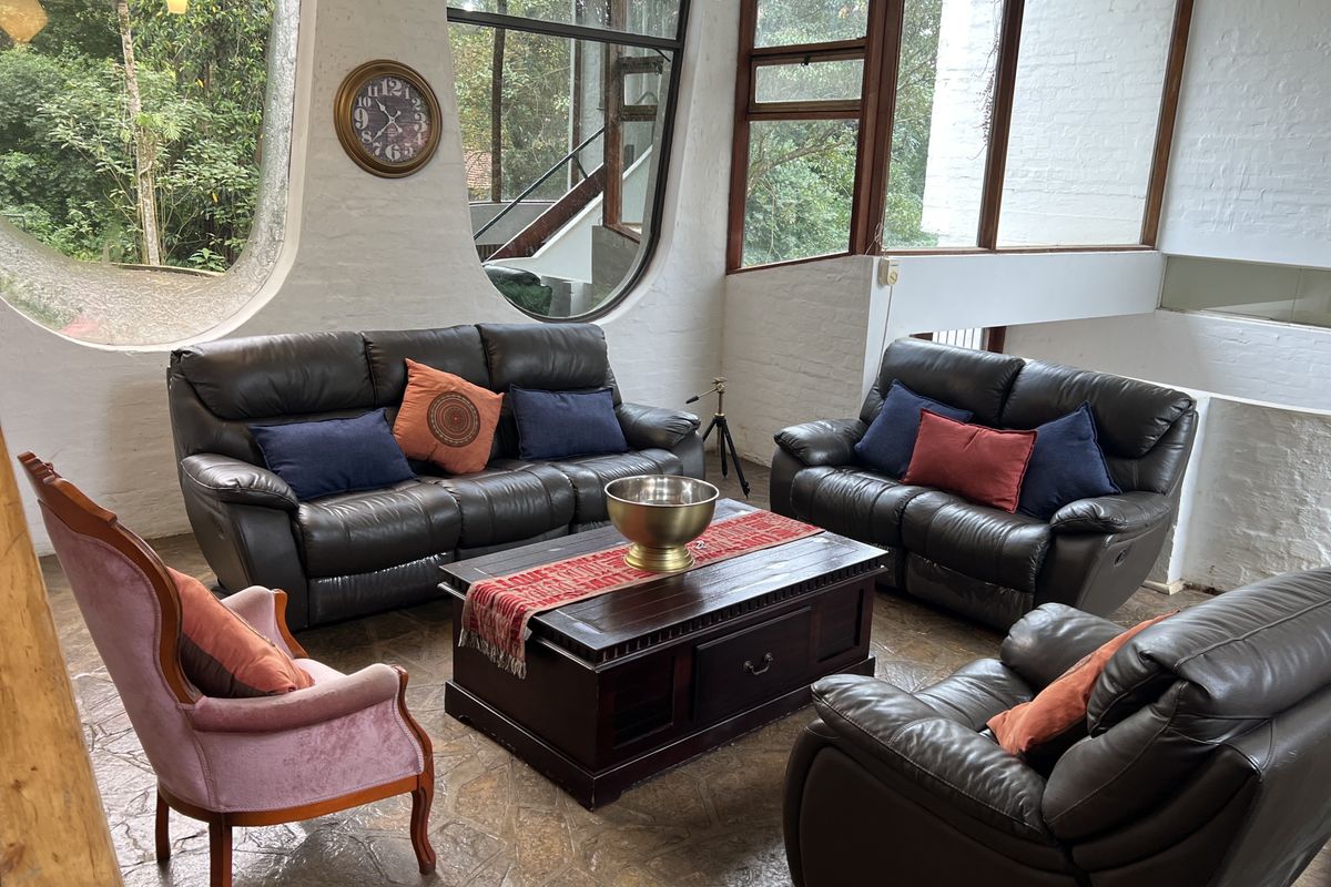 Spacious 4-bedroom home in the sought after suburb of Boughton!!! - Photo 4