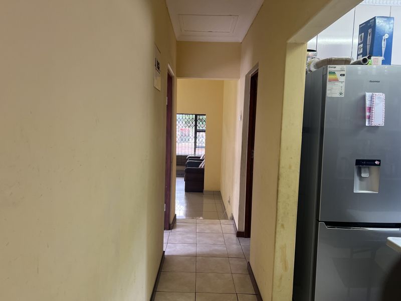 Charmimg 3 bedroom home for sale in Northdale!!! - Photo 9