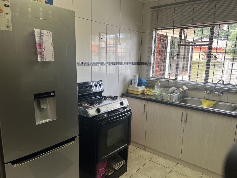 Charmimg 3 bedroom home for sale in Northdale!!! - Photo 10