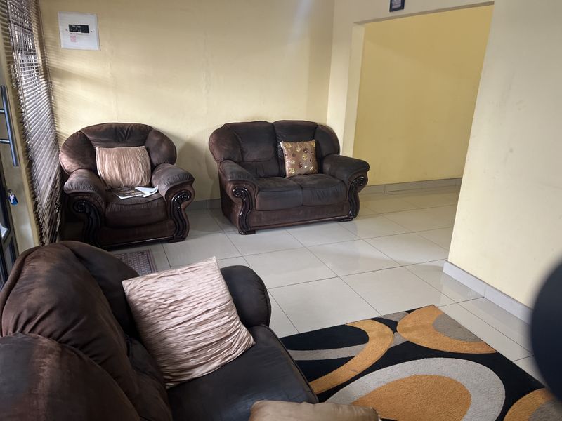 Charmimg 3 bedroom home for sale in Northdale!!! - Photo 4