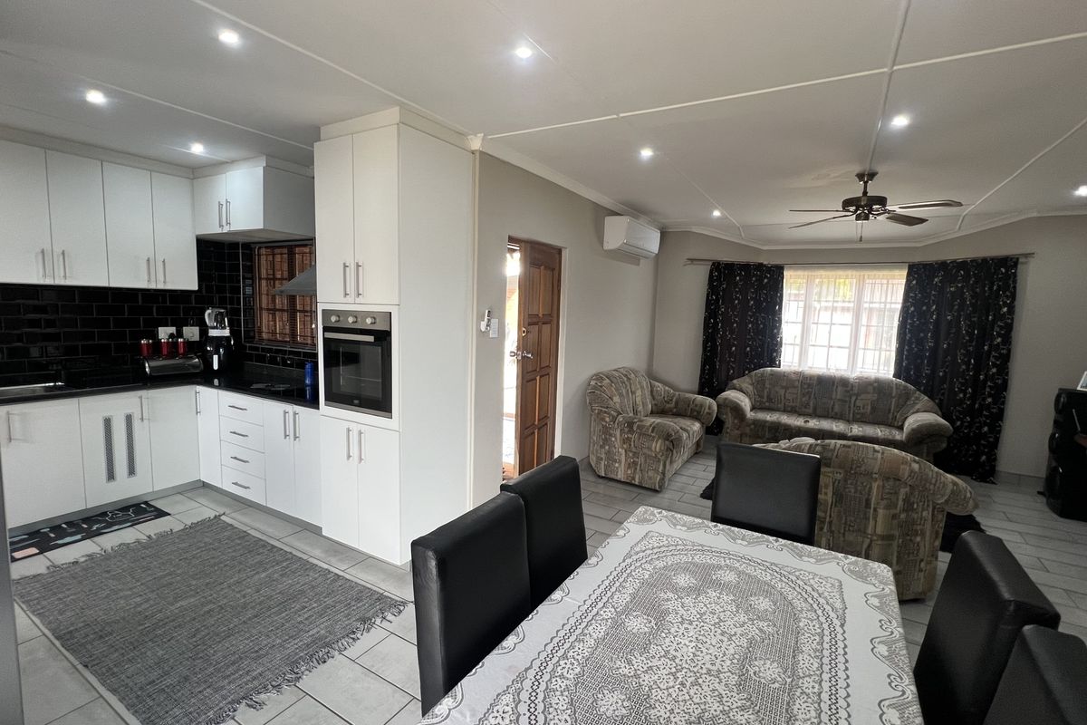 An Exceptional Home for sale in the sort after suburb of  Cleland!!! - Photo 3