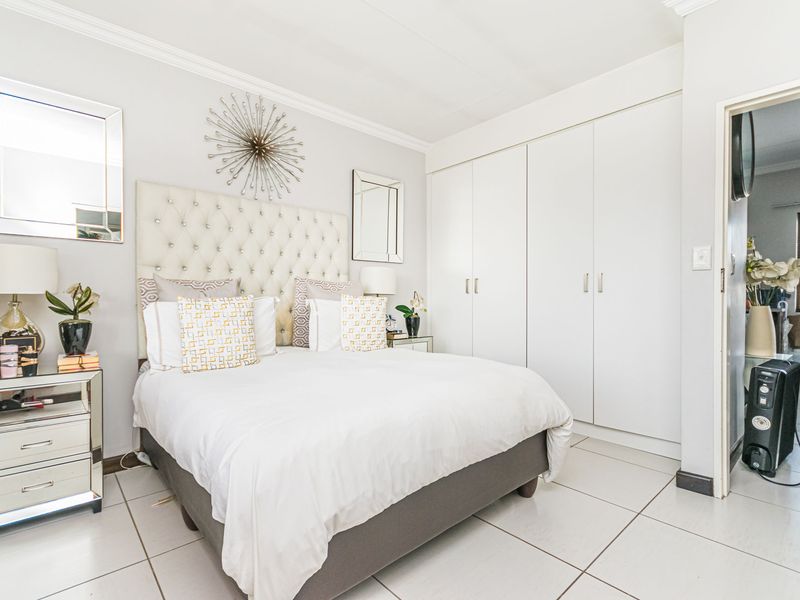 1 Bedroom Top floor Apartment for sale in Halfway Gardens Midrand - Photo 9