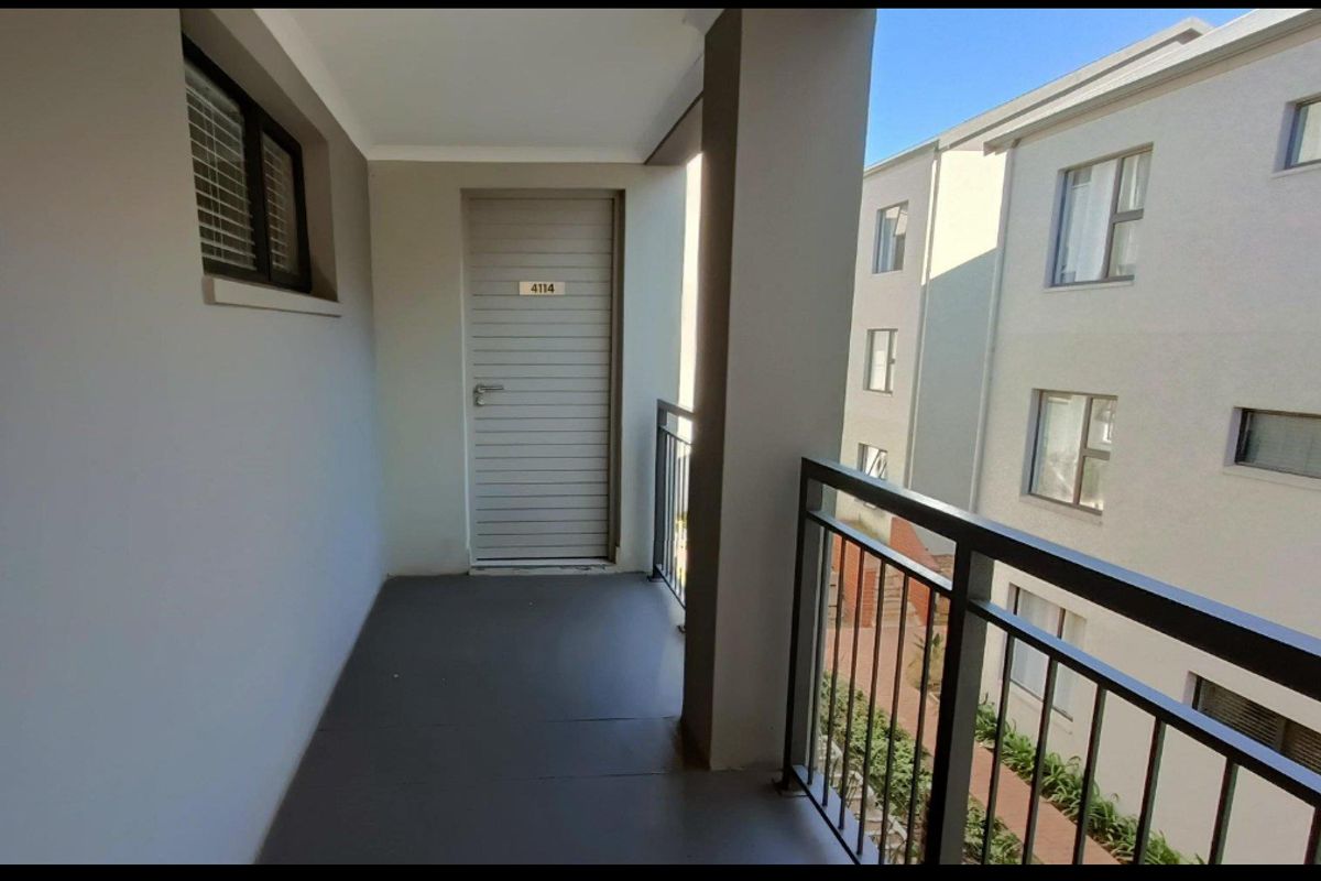 FLAT FOR SALE IN HESKETH ESTATE! - Photo 4