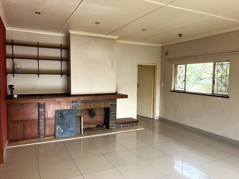 Why Rent, when you can own this spacious 4 bedroom home in Blackridge!!! - Photo 7