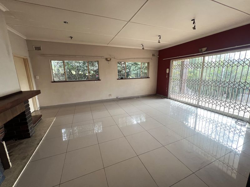 Why Rent, when you can own this spacious 4 bedroom home in Blackridge!!! - Photo 6
