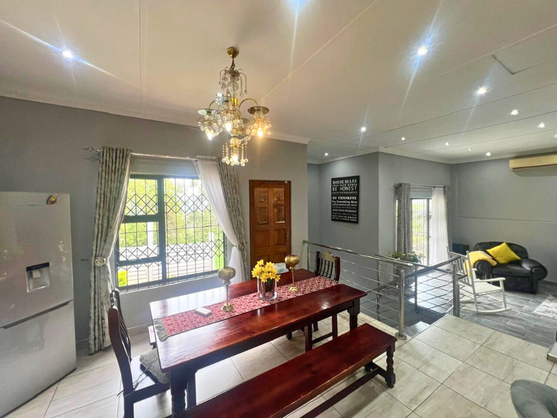 Live the lifestyle you deserve in this exquisite Raisethorpe residence!!! - Photo 7