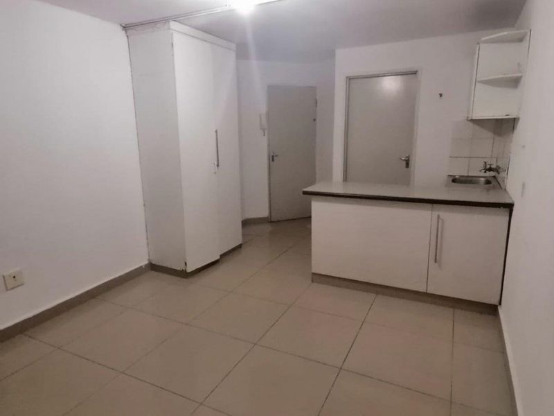 Charming flat for sale in Scottsville! - Photo 6