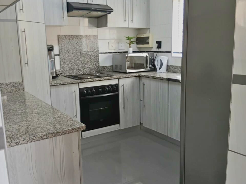 Charming 3-bedroom home for sale in Croftdene, Chatsworth, perfect for family living! - Photo 3