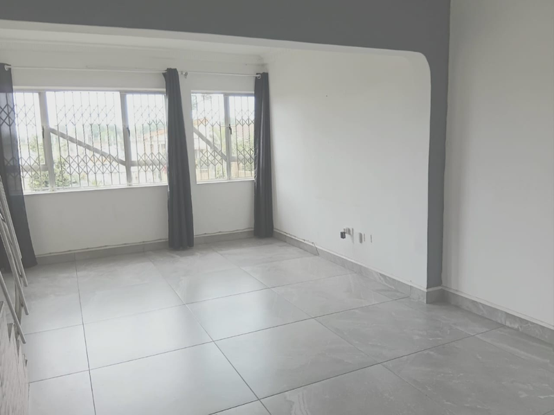 Charming 3-bedroom home for sale in Croftdene, Chatsworth, perfect for family living! - Photo 9