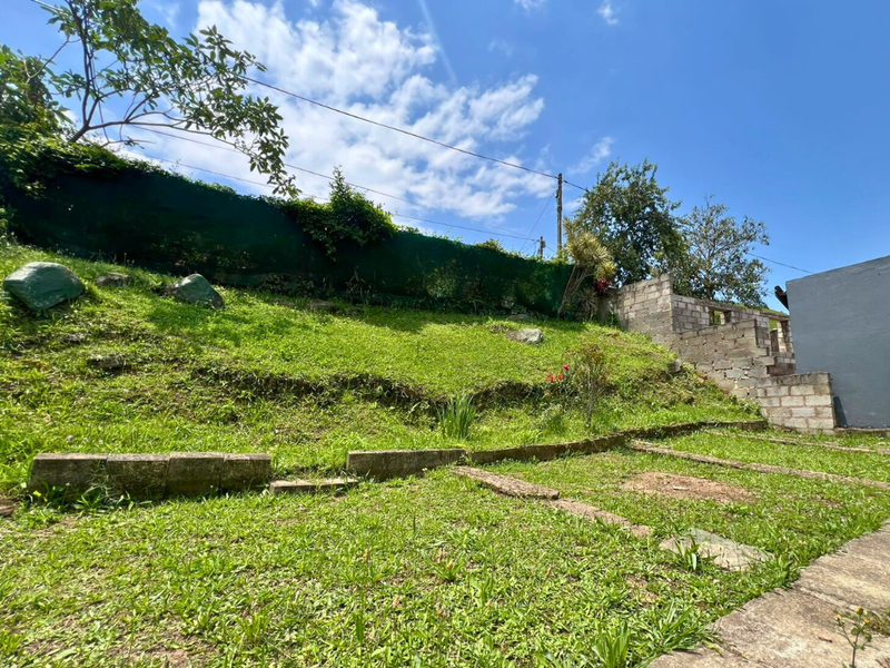 Cozy 2-Bedroom Home in Bombay Heights, Great Price, Great Potential!!! - Photo 10