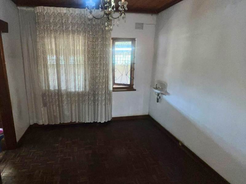 A Great Family Find!!!  3 Bedroom Home in Northdale - Photo 9