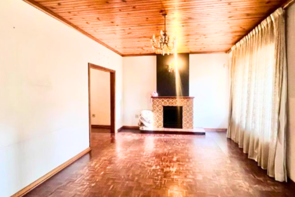 A Great Family Find!!!  3 Bedroom Home in Northdale - Photo 5