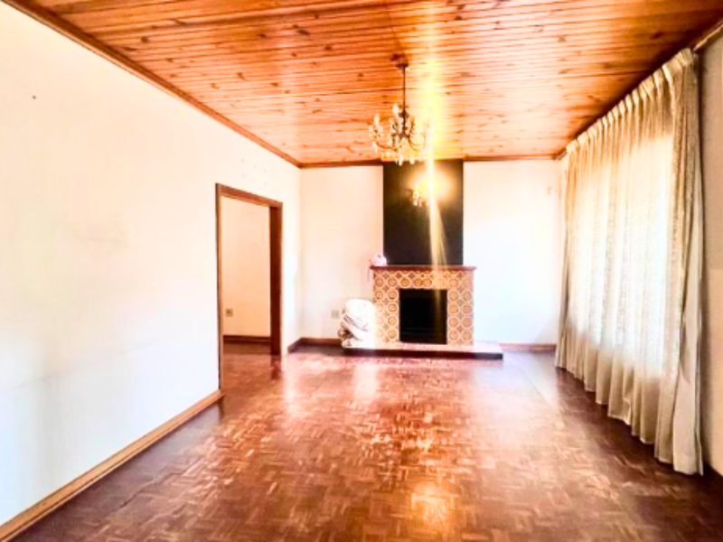 A Great Family Find!!!  3 Bedroom Home in Northdale - Photo 5