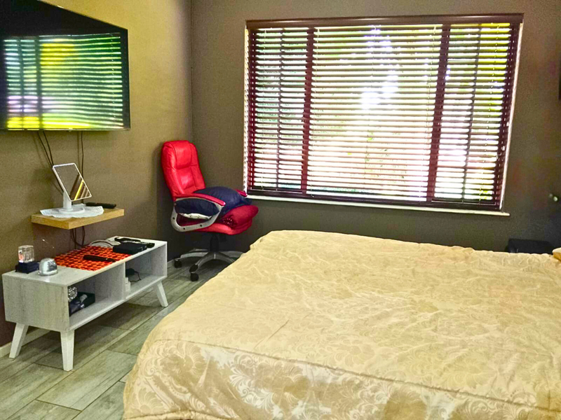 ELEGANT, SECURE, AND LIFESTYLE-READY THREE BEDROOM HOME IN WALTDORF!!! - Photo 10