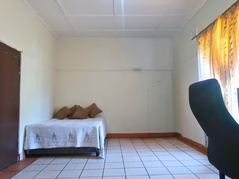 PRIME FREEHOLD PROPERTY IN ALBERT FALLS WITH EXCEPTIONAL POTENTIAL!!! - Photo 9