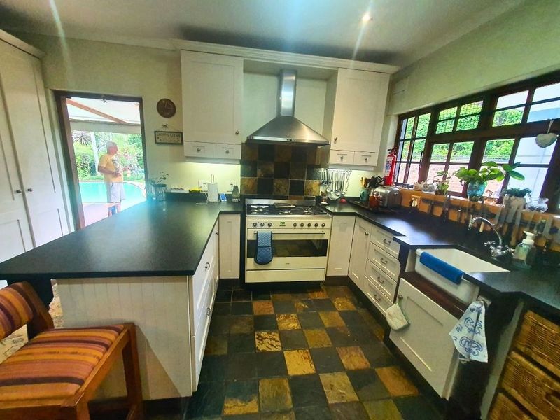 Exceptional 8 bedroom Investment Gem in Montrose,  An Unmissable Opportunity!!! - Photo 10