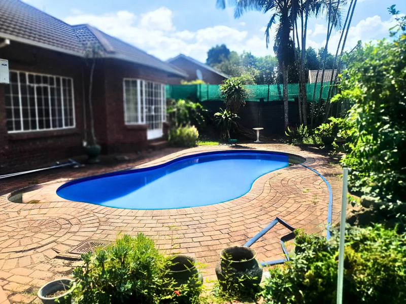 Grand 8-Bedroom Scottsville Estate, Refined Living in a Prime Pietermaritzburg Setting - Photo 1