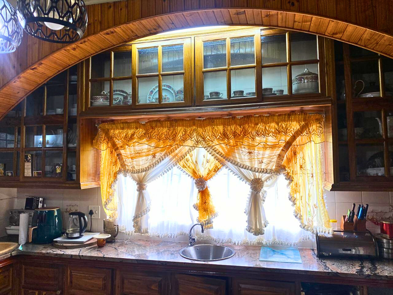 A Timeless 3 Bedroom Residence in Raisethorpe, Character, Warmth and Enduring Appeal!! - Photo 3