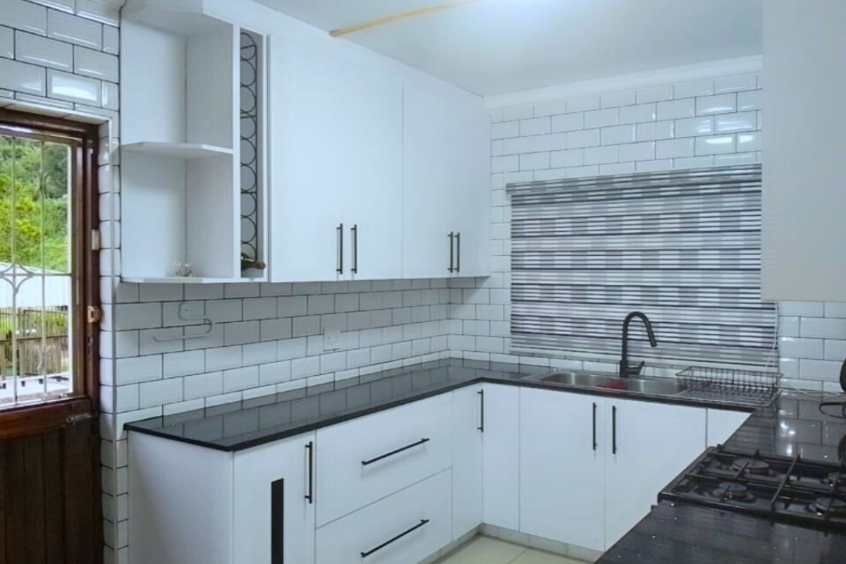 Stylish & Secure Family Home with Modern Comforts in Bakerville!!! - Photo 5