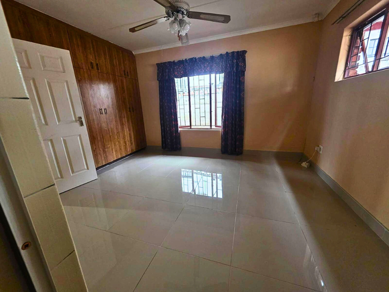 Three bedroom home in Orients Heights, Where New Beginnings Take Shape!!! - Photo 10