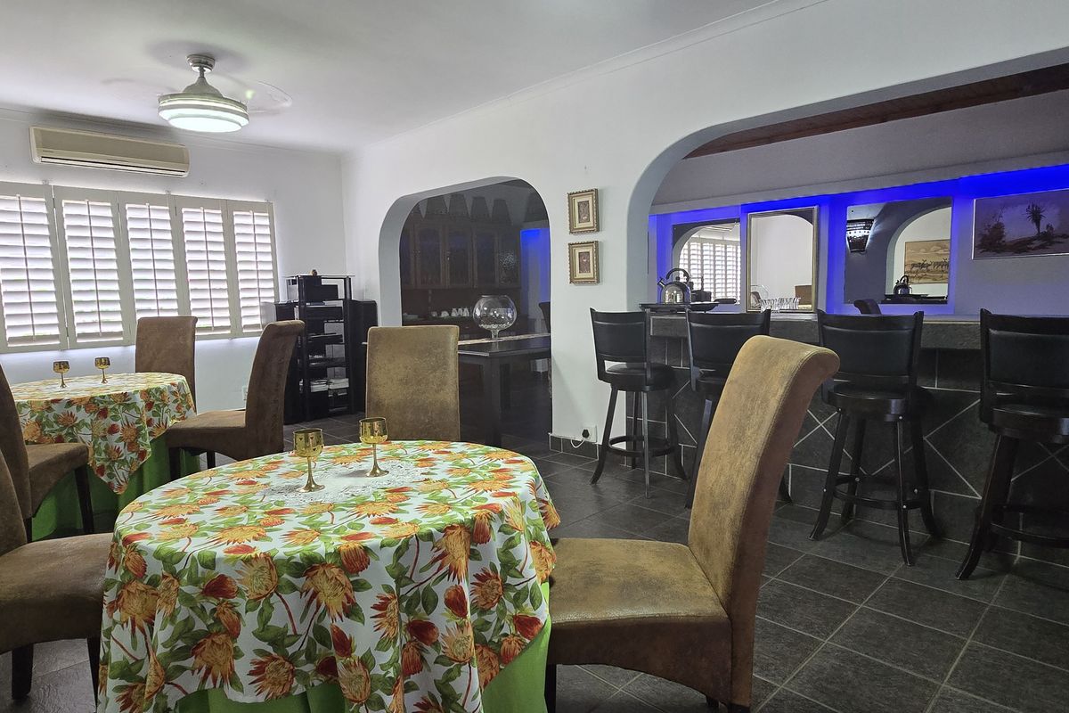 A Signature 12 Bedroom Hospitality Estate in the Heart of Hayfields!!! - Photo 5