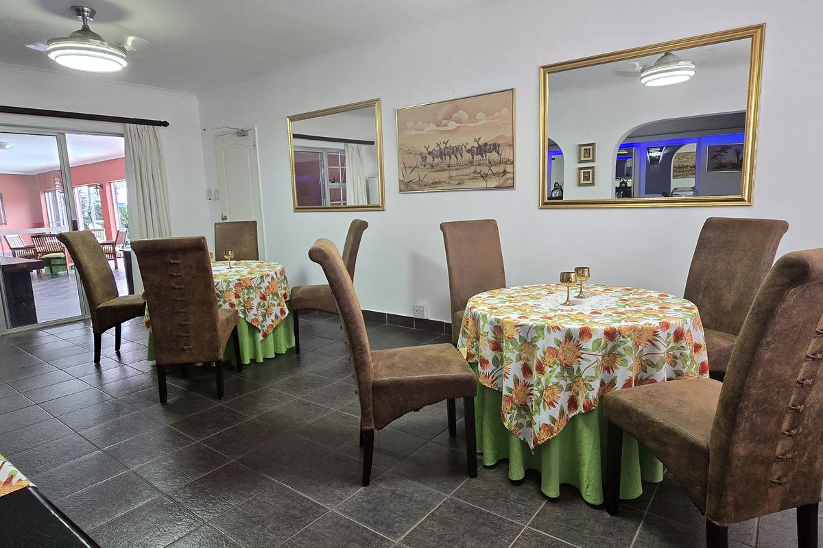 A Signature 12 Bedroom Hospitality Estate in the Heart of Hayfields!!! - Photo 4