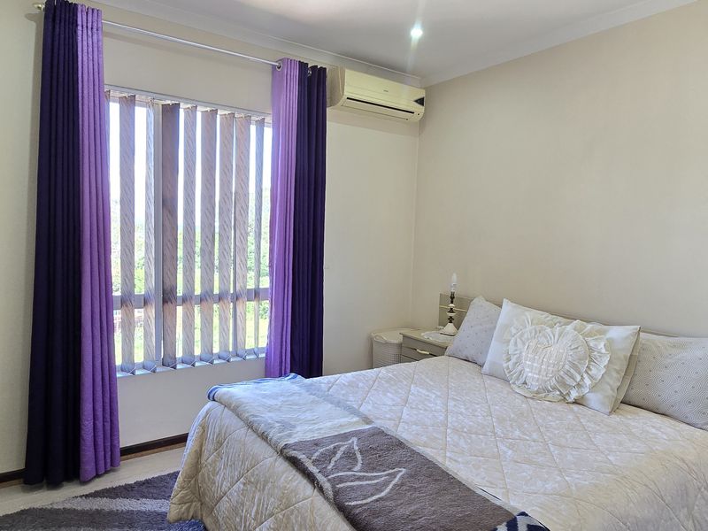 Contemporary Double Storey Living in The  Secure Enclave of Raisthorpe!!! - Photo 9