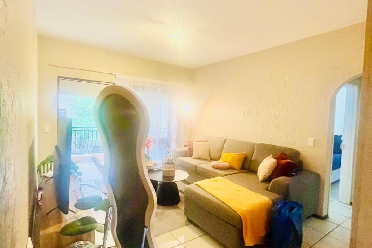 One Bedroom Apartment to rent in Lonehill, Sandton - Photo 5