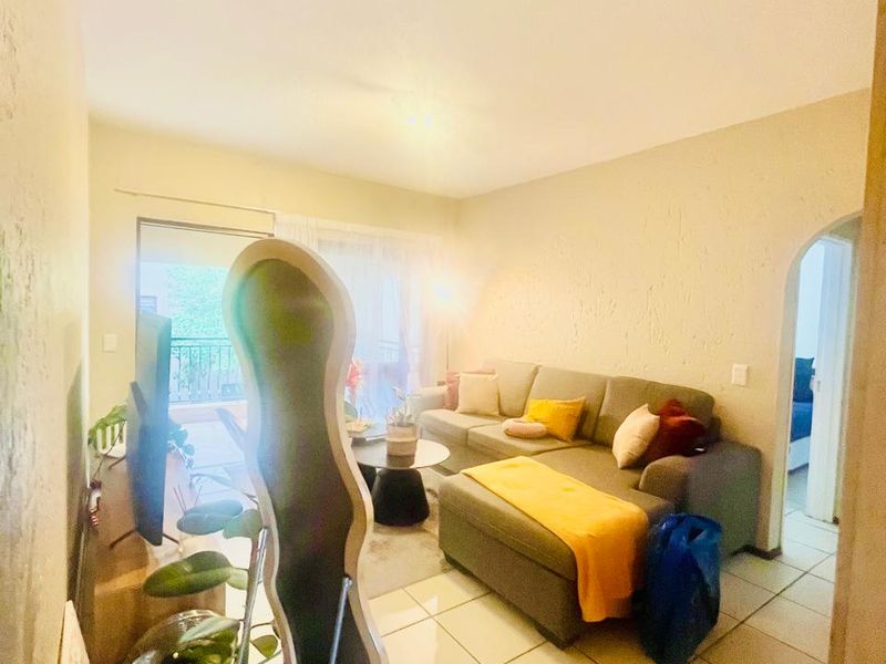 One Bedroom Apartment to rent in Lonehill, Sandton - Photo 5