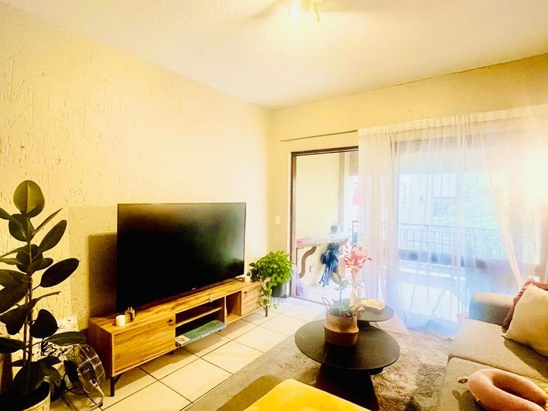 One Bedroom Apartment to rent in Lonehill, Sandton - Photo 7