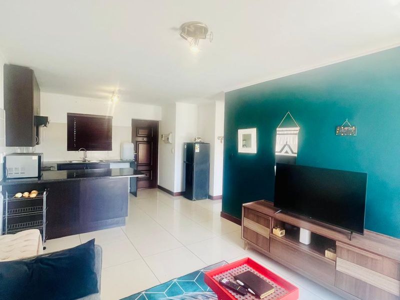 One bedroom top floor apartment for rent in Carlswald, Midrand - Photo 9