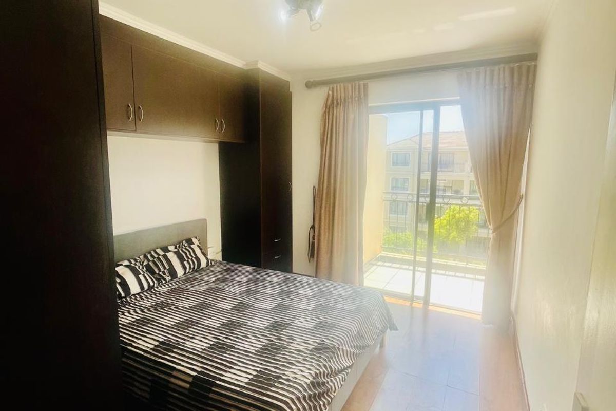 One bedroom top floor apartment for rent in Carlswald, Midrand - Photo 3