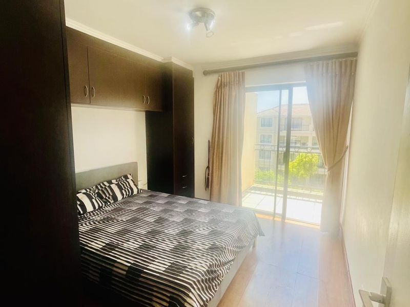 One bedroom top floor apartment for rent in Carlswald, Midrand - Photo 3