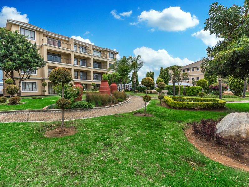 One bedroom top floor apartment for rent in Carlswald, Midrand - Photo 5