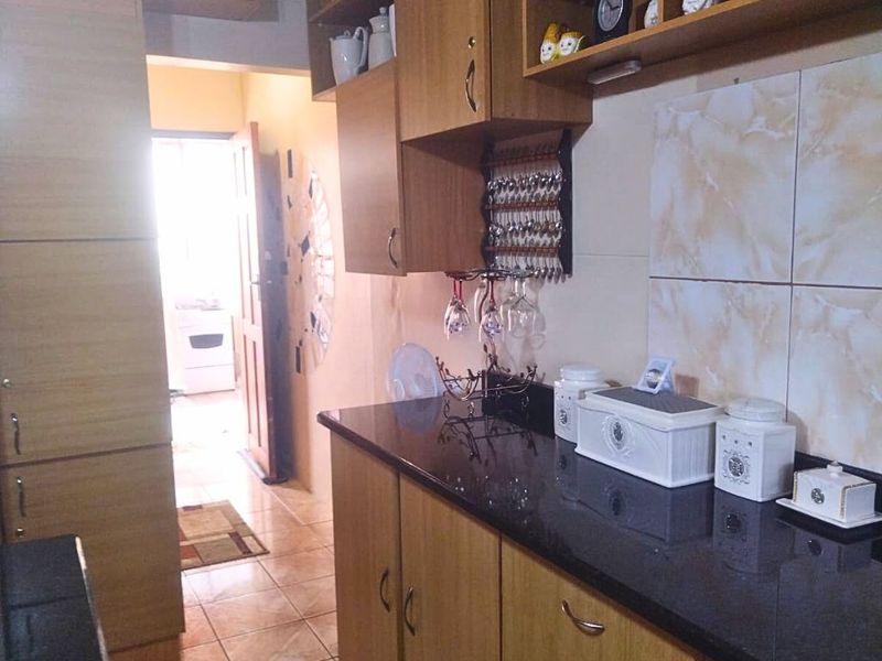 Begin Your Homeownership Journey with This 3 Bedroom Home in Bombay Heights!!! - Photo 8