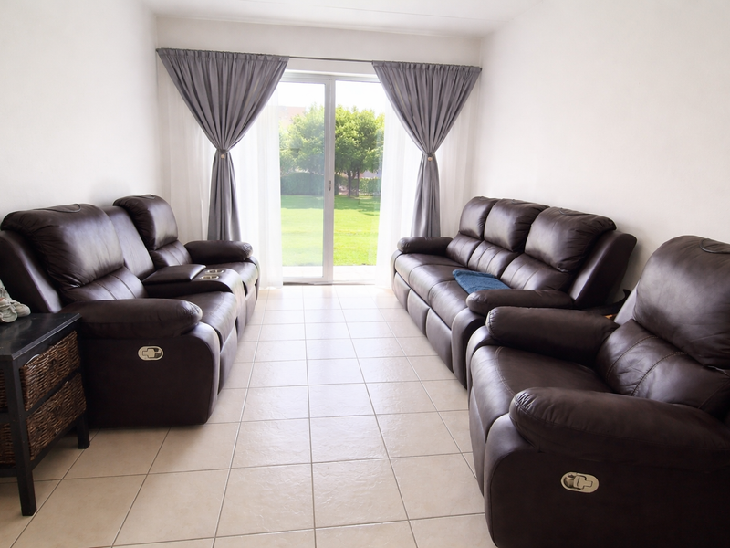 A Refined Studio with Lifestyle Appeal in Parkrand!!! - Photo 6