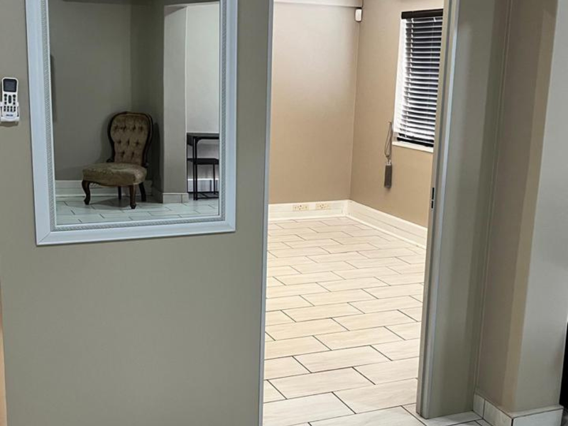 A VERSATILE TWO BEDROOM DESIGNED FOR MODERN LIVING OR BUSINESS - CHASEDENE!!! - Photo 7